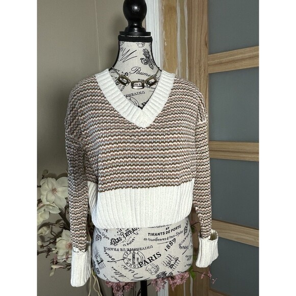 Pink Rose Sweaters - Pink Rose Chevron Knit Cropped Sweater Womens Small V-neck Pullover Cottagecore